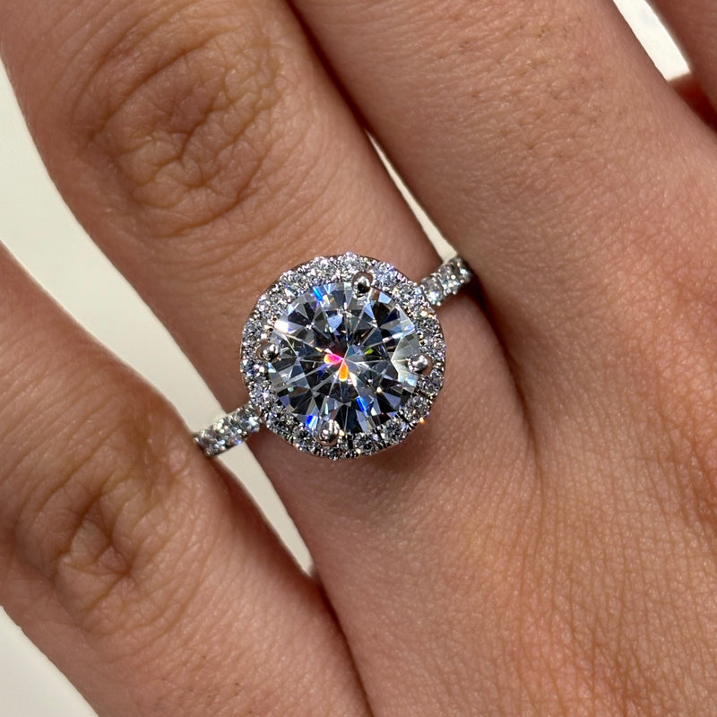 Moissanite Round Cut Round Halo Engagement Ring